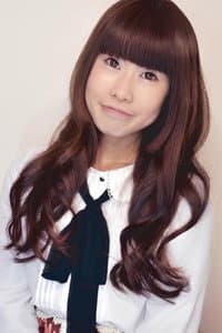 星由華