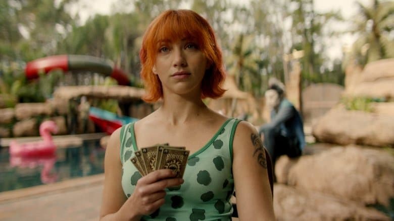 A garota com a tatuagem de peixe-serra