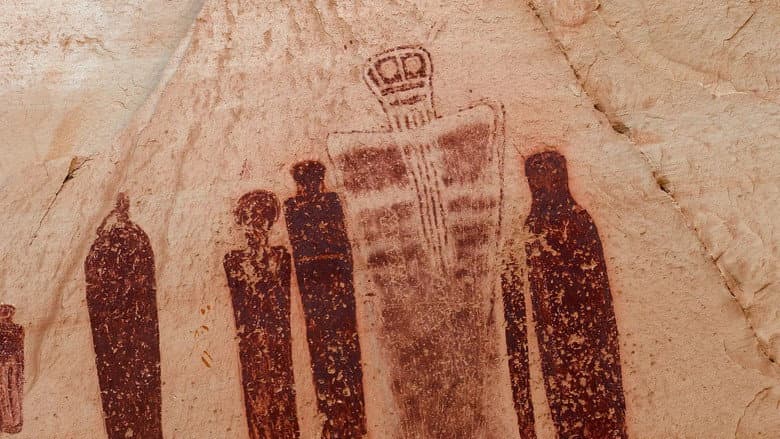 Identidade alienígena